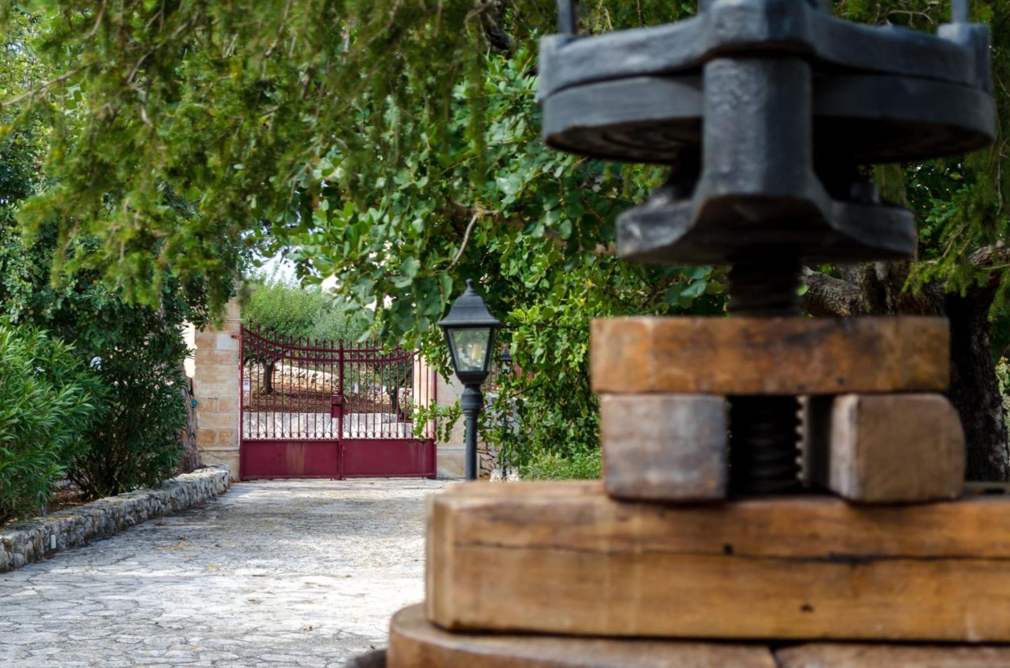 Masseria Trulli Bruni Locorotondo Exterior foto
